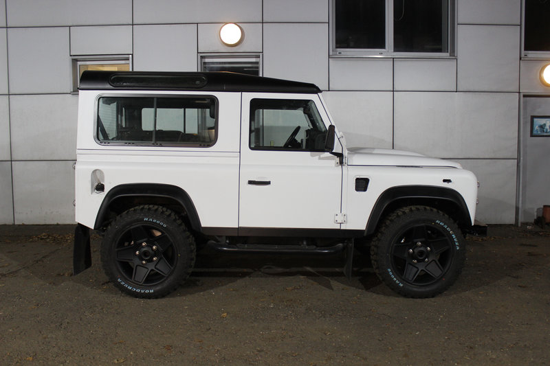 Defender I 90