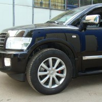 Infiniti QX56