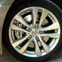 Infiniti M
