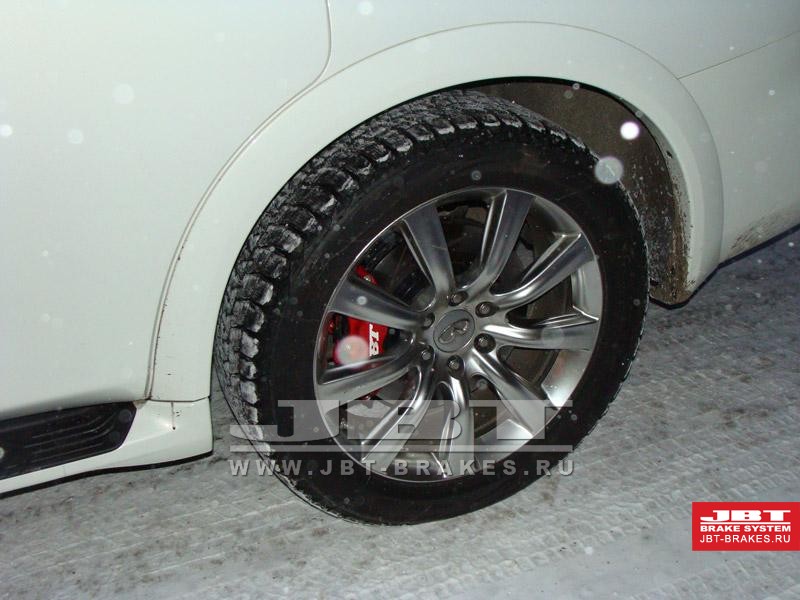 20.02.2012 Infiniti QX56 new с тормозной системой jbt brakes