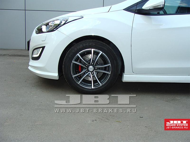 i30