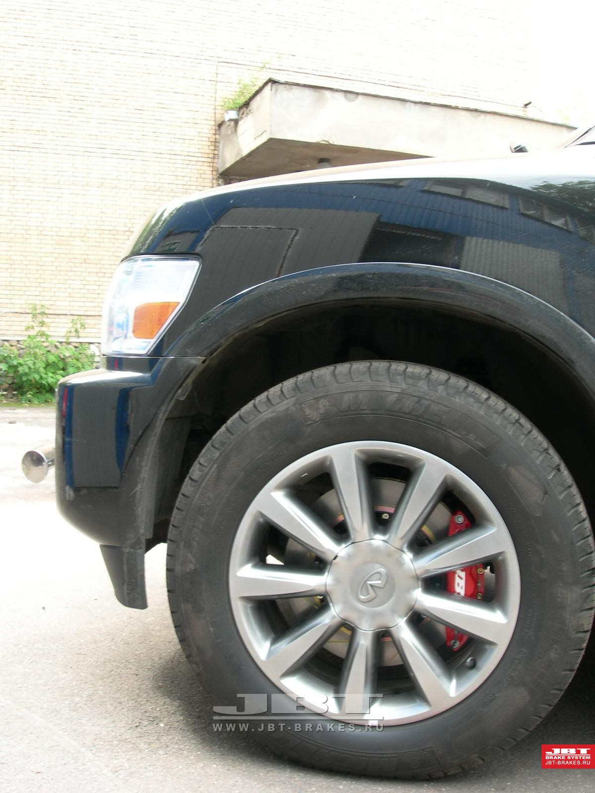 QX56