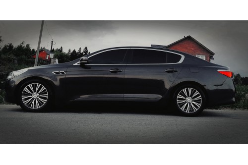 Kia Quoris