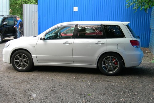 23.07.09 Outlander 2001